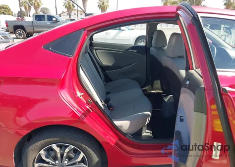 2015 Hyundai Accent Gls z USA, uszkodzony, nr VIN KMHCT4AE2FU819692